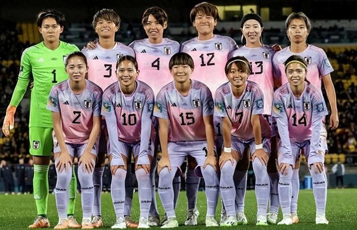关于日本球队击败对手，实现三连胜的信息