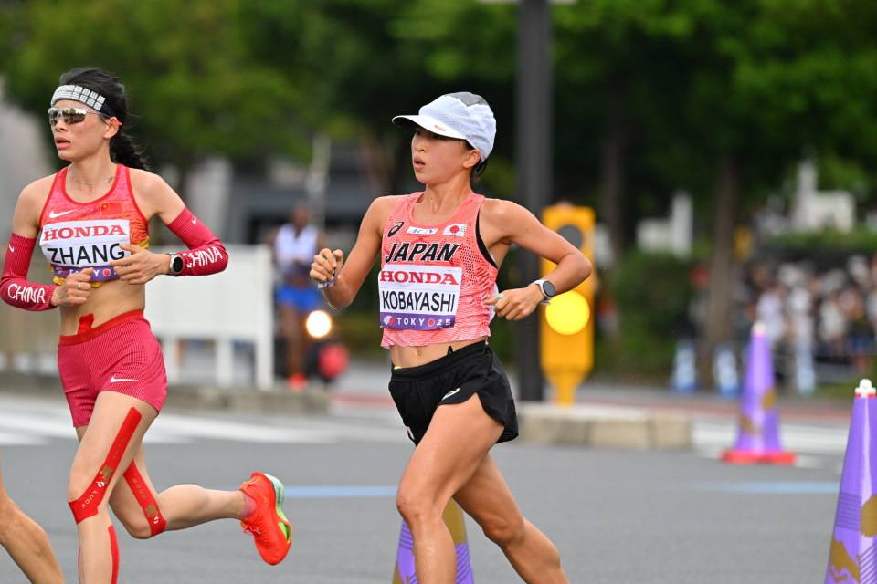 肯尼亚长跑选手以优势夺得金牌 肯尼亚长跑选手以优势夺得金牌