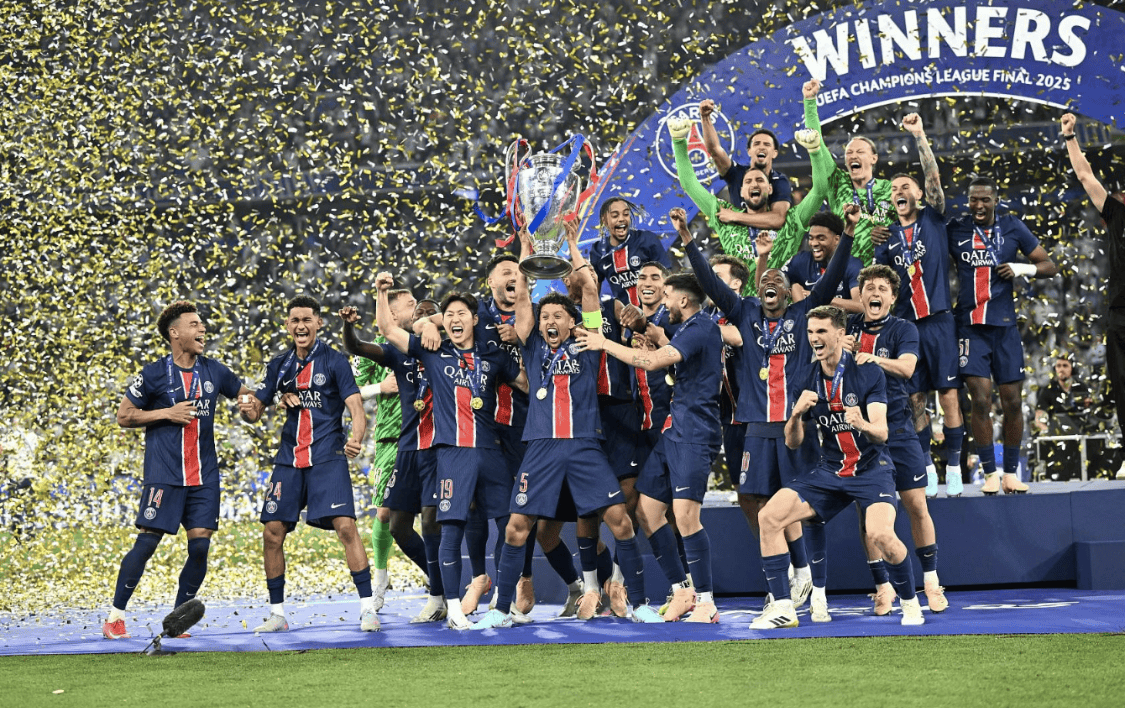 紧张激烈！欧预赛比赛举世瞩目