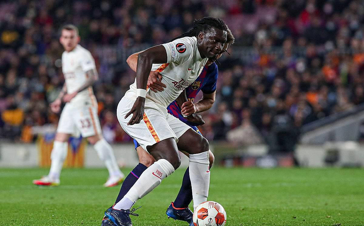 华体会登录-法兰克福客场逆转战胜对手，豪取三分