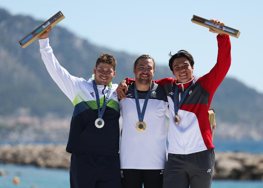 斯洛文尼亚选手再战一场,夺得男子团体亚军的简单介绍 斯洛文尼亚选手再战一场,夺得男子团体亚军的简单介绍