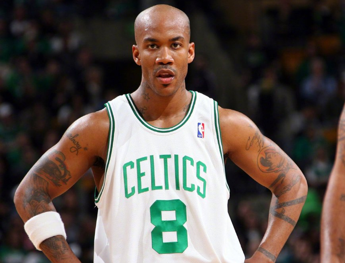 华体会课程-马布里因伤退出比赛，在球迷祝福声中结束CBA生涯