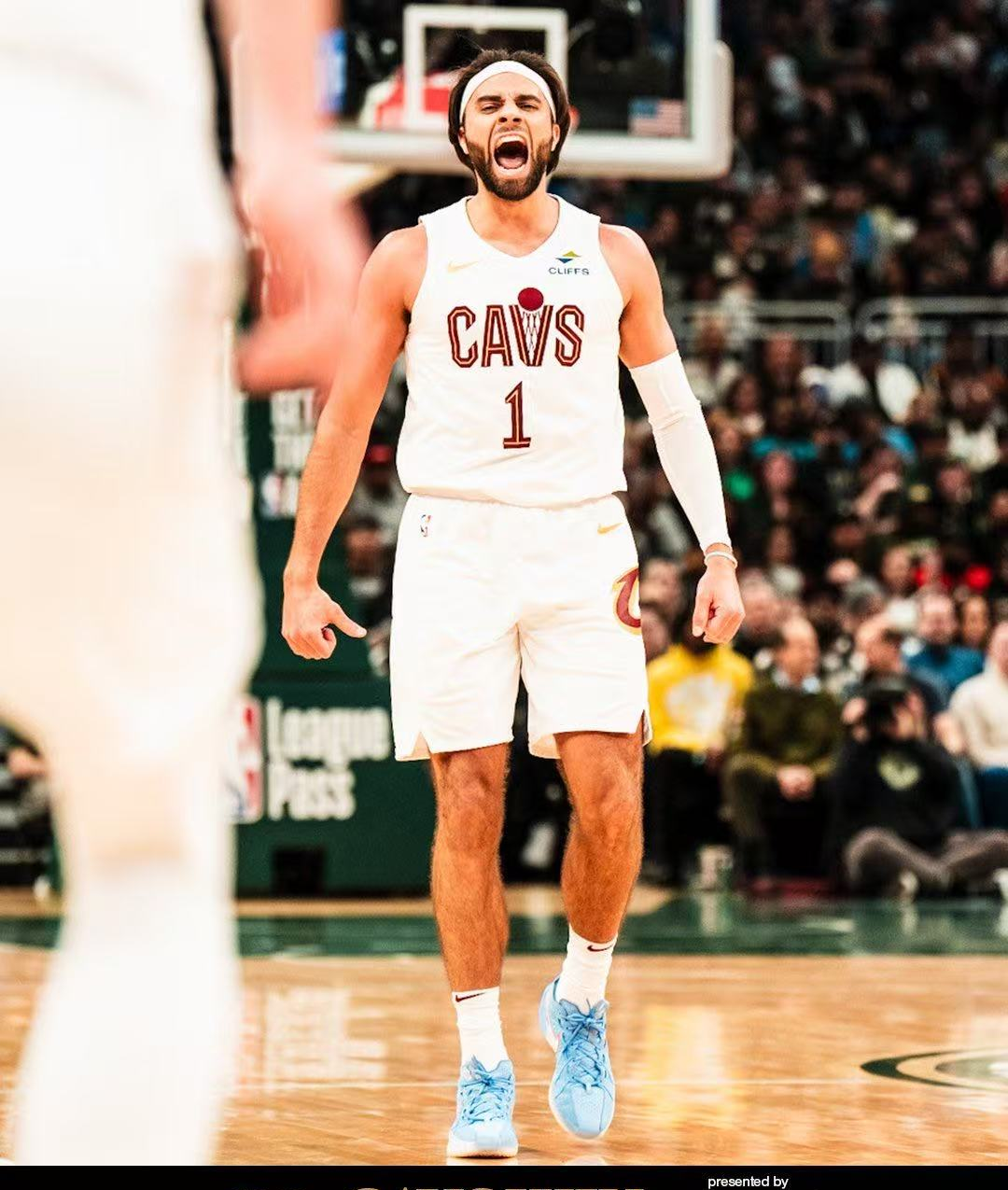 华体会网页版-骑士新秀助攻火力，舒缓连败危机的简单介绍