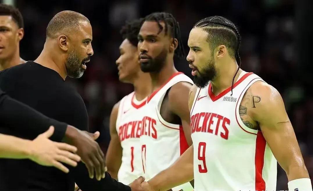 火箭负于篮网，遭遇四连败