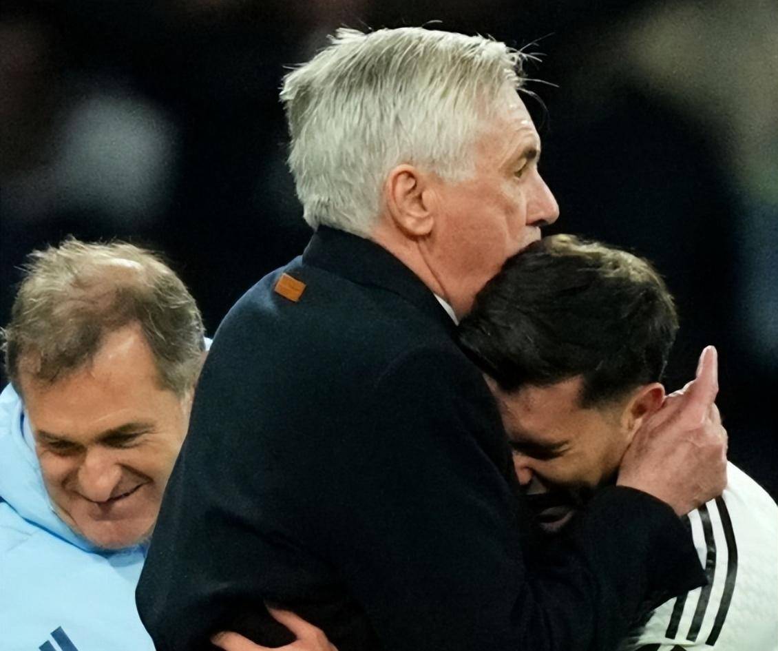 皇马队球员私下会议商讨战术，寻求突破的简单介绍