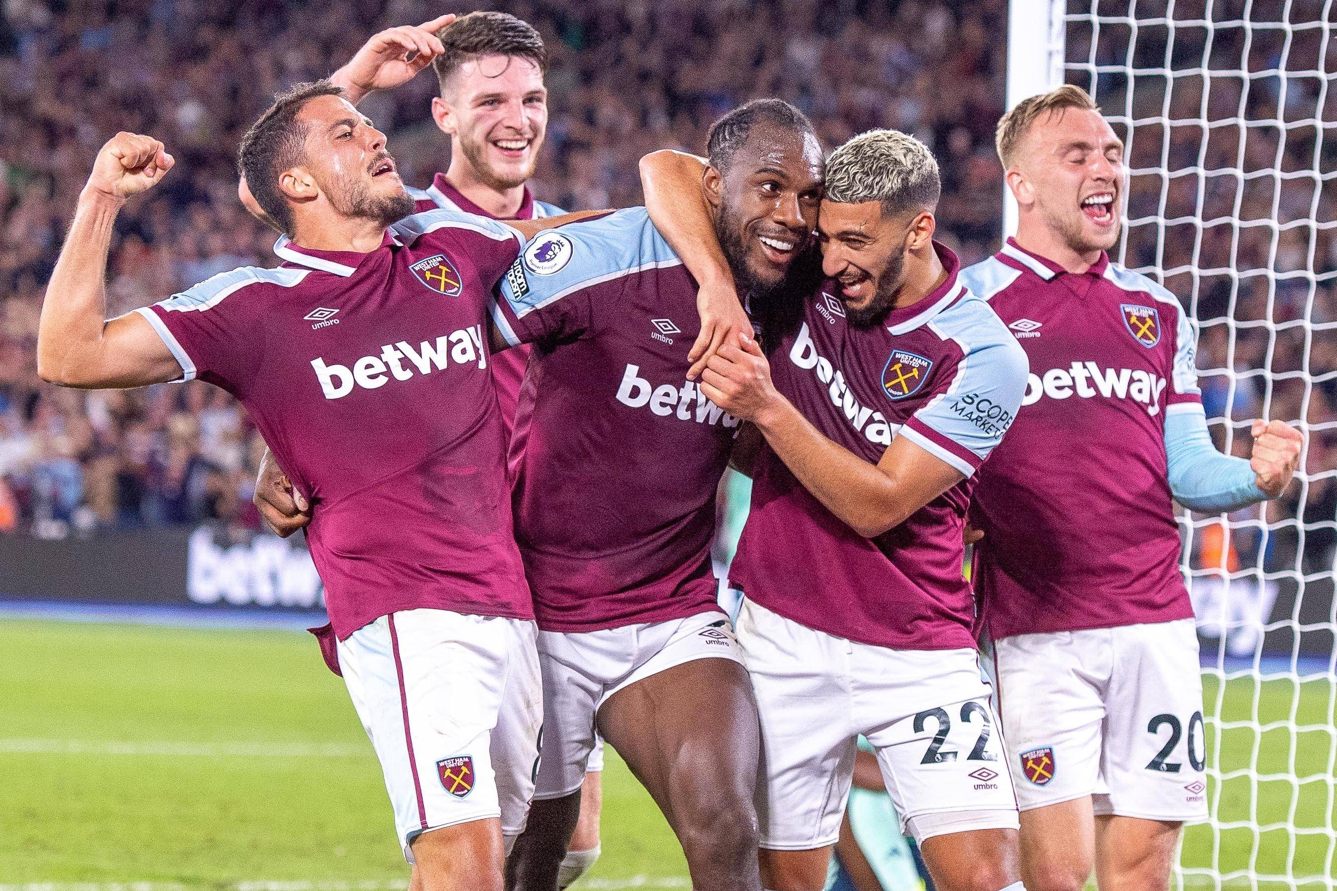 利兹联取得关键胜利保住希望的简单介绍